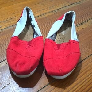 Toms shoes